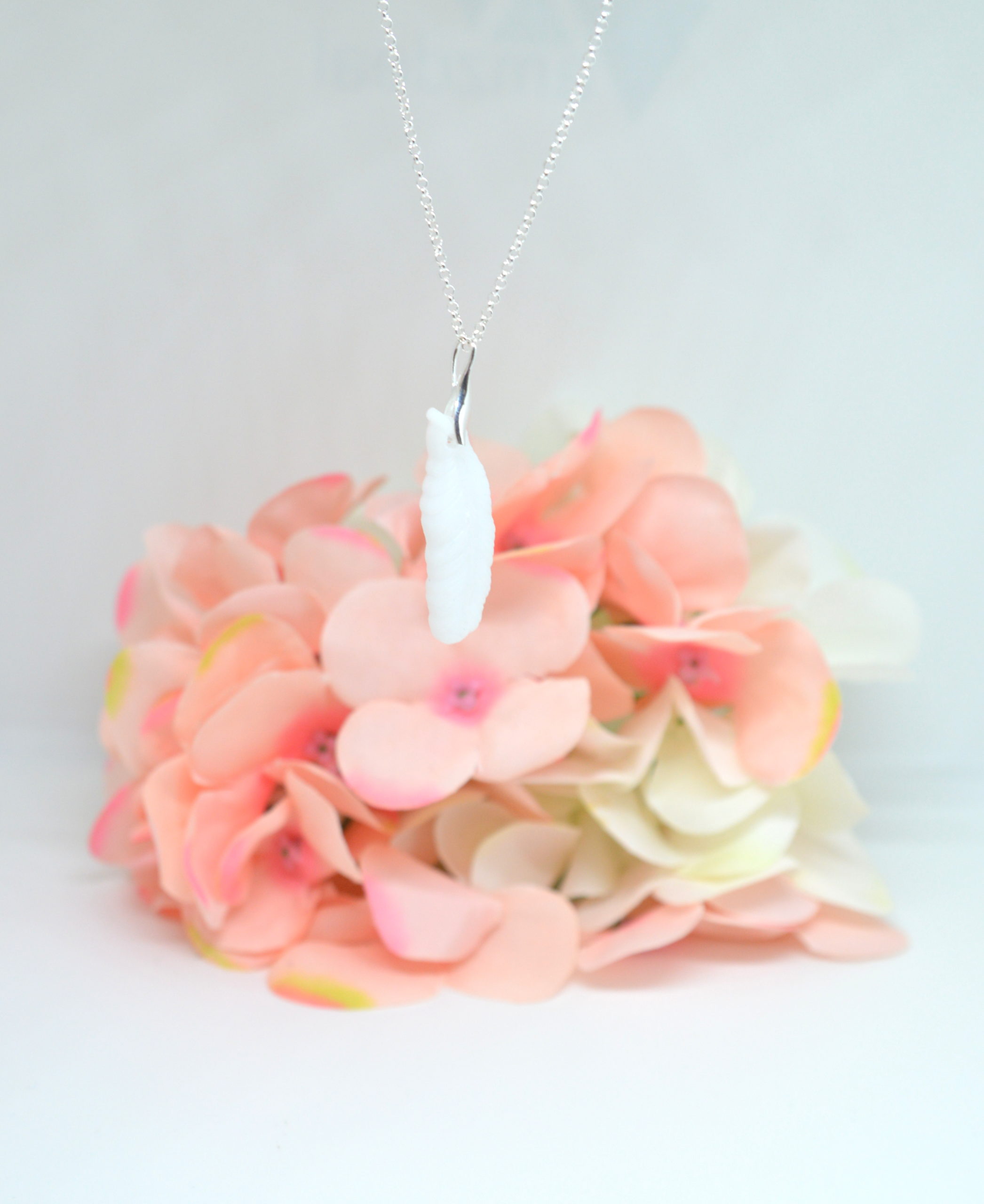 Le-Bijou-de-Maman-bijoux-lait-maternel-personnalises-souvenir-collier-ma-plume