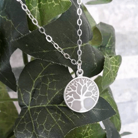 Le-Bijou-de-Maman-bijoux-lait-maternel-personnalises-souvenir-collier-ma-vie