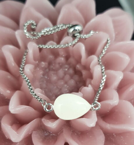 Le-Bijou-de-Maman-bijoux-lait-maternel-personnalises-souvenir-mon-bracelet-goutte-lactée