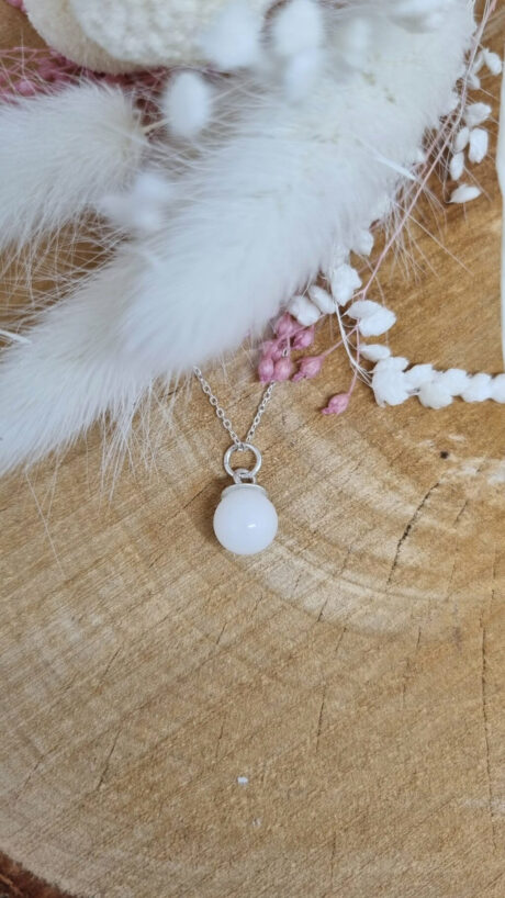 Le-Bijou-de-Maman-bijoux-lait-maternel-personnalises-souvenir-collier-ma-perle-maternelle-glissante-2