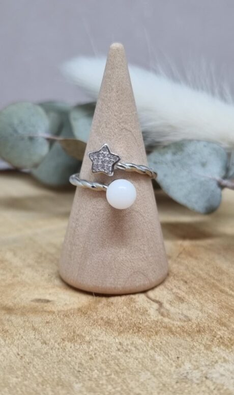 Le-Bijou-de-Maman-bijoux-lait-maternel-personnalises-souvenir-ma-bague-étoilée